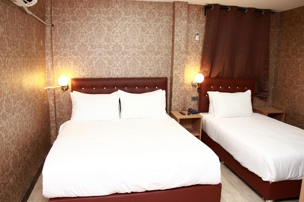 Harrys Suite Hotel Bangkok Phòng bức ảnh