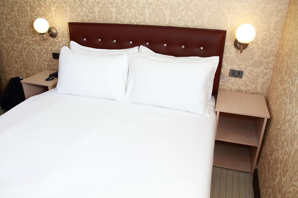 Harrys Suite Hotel Bangkok Ngoại thất bức ảnh