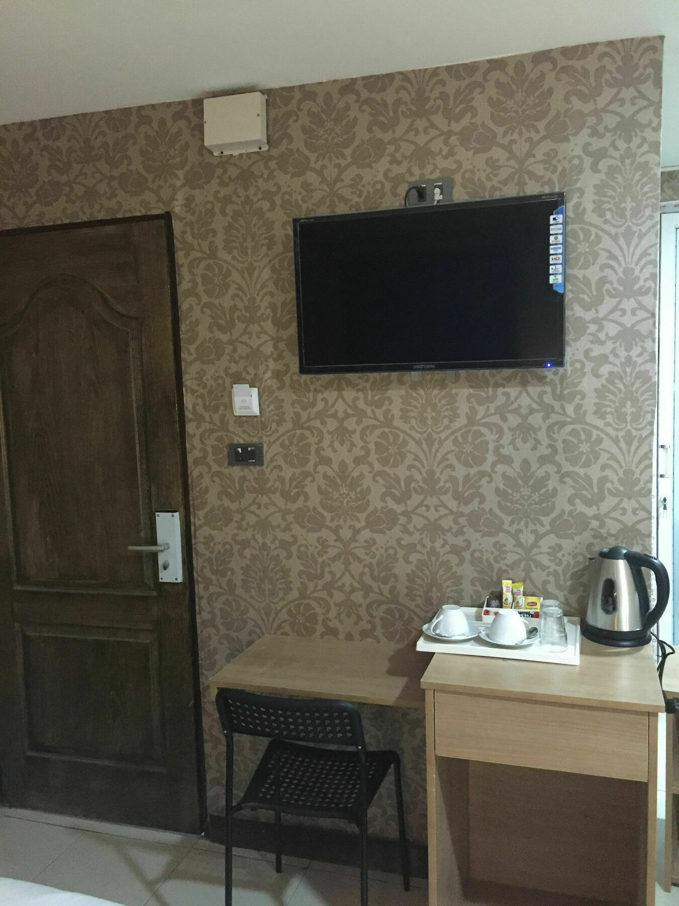 Harrys Suite Hotel Bangkok Ngoại thất bức ảnh
