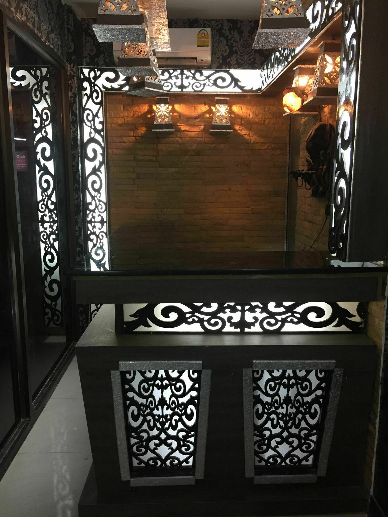Harrys Suite Hotel Bangkok Ngoại thất bức ảnh