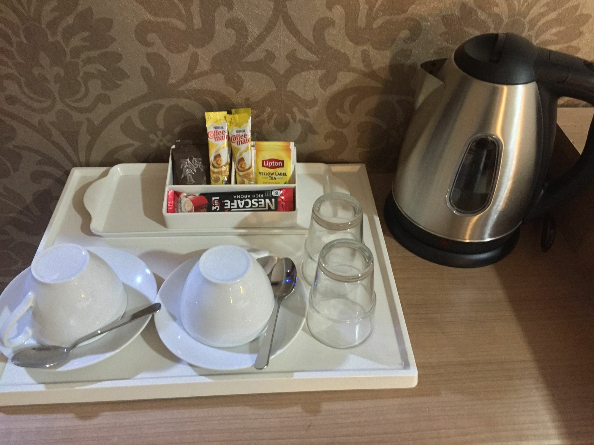 Harrys Suite Hotel Bangkok Ngoại thất bức ảnh